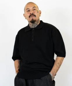 FB County Solid Charlie Brown Black Clothing