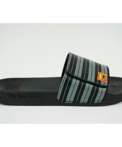 Accessories FB County Charlie Brown Slides